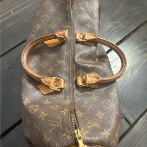 LV SPEEDY 40 AUTHENTIC